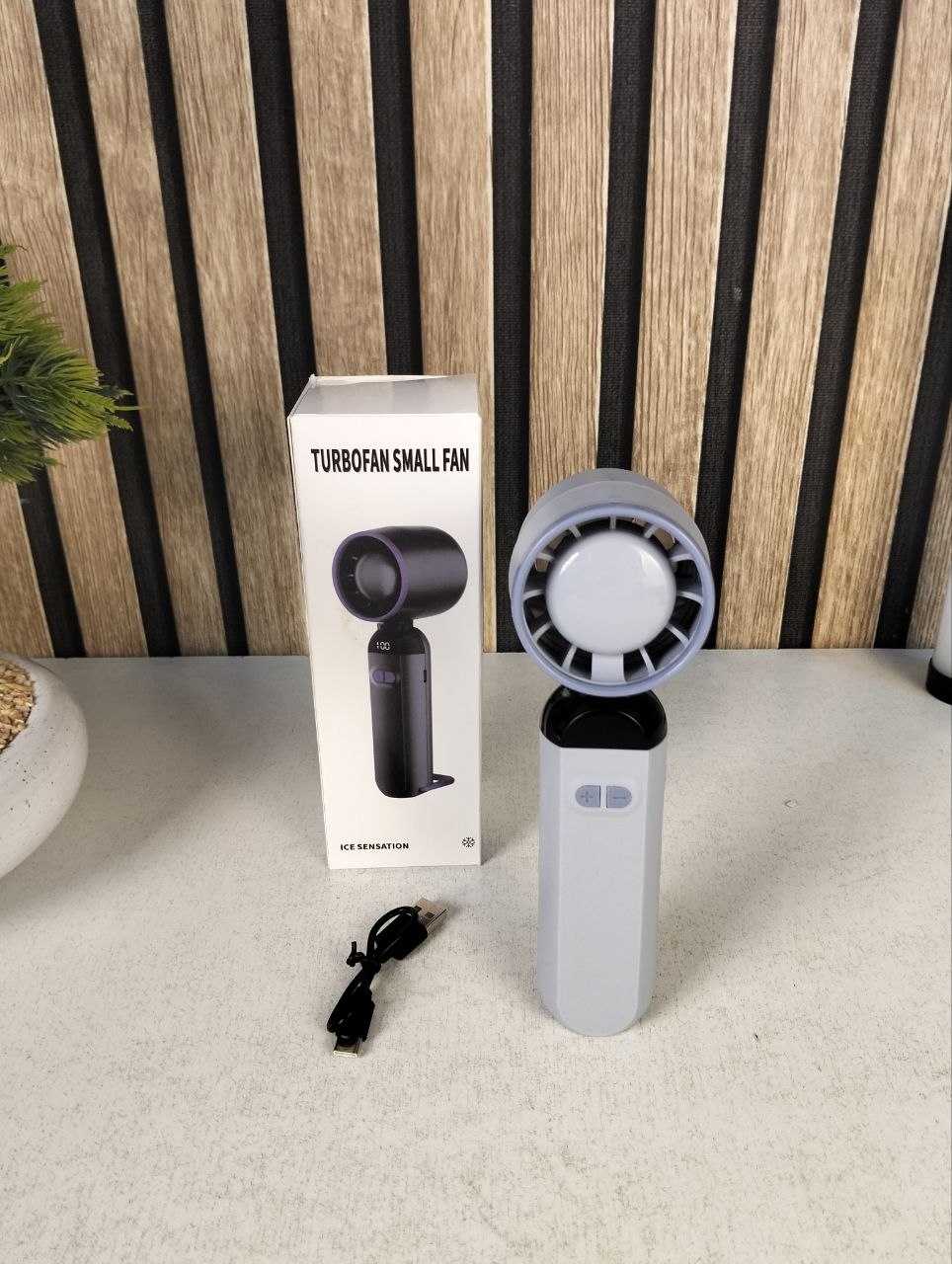 Mini Ventilateur Turbo Sans Pales - 100 Vitesses Réglables et Rechargeable USB - مروحة التوربو الذكية بدون شفرات مع 100 سرعة قابلة للتعديل - Produits de saison - صورة 14